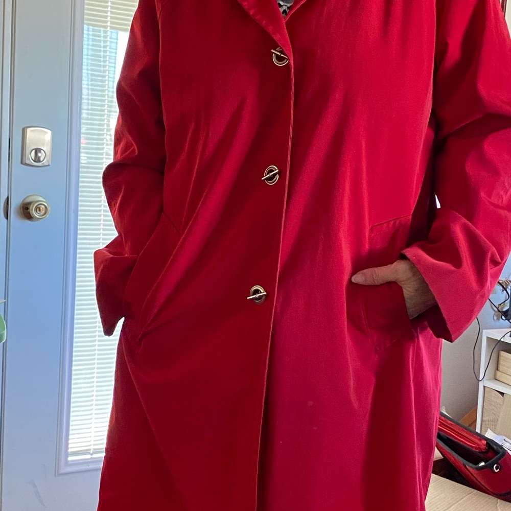 Red LONDON FOG trench coat L